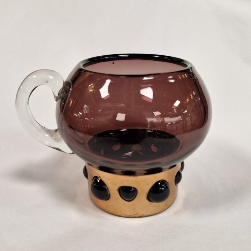 Korvallinen muki, lila, Jan Salakari, Kumela